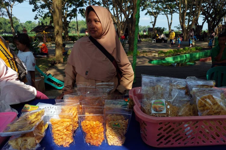 Pameran UMKM Ramaikan Peringatan Hari Anti Narkotika Internasional di Blitar