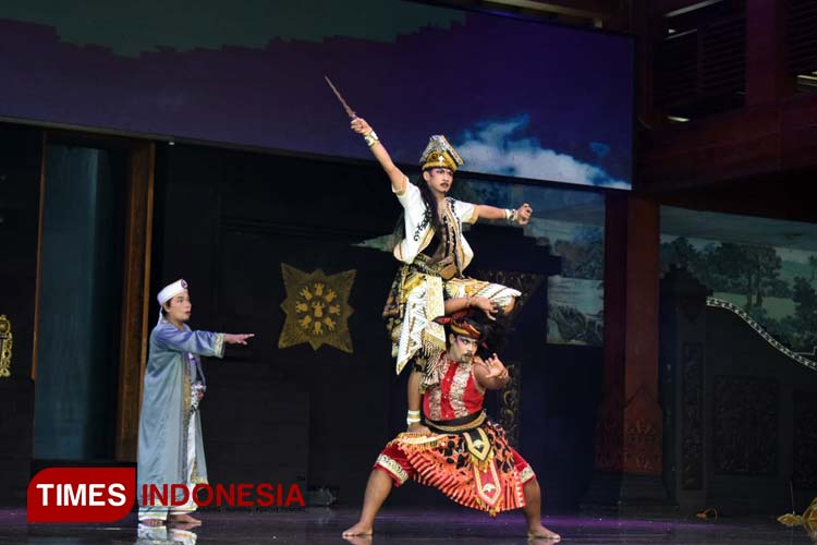 Pentas Drama Tari 'Danurekso Sang Duto' dari Lamongan, Suarakan Pesan Moral