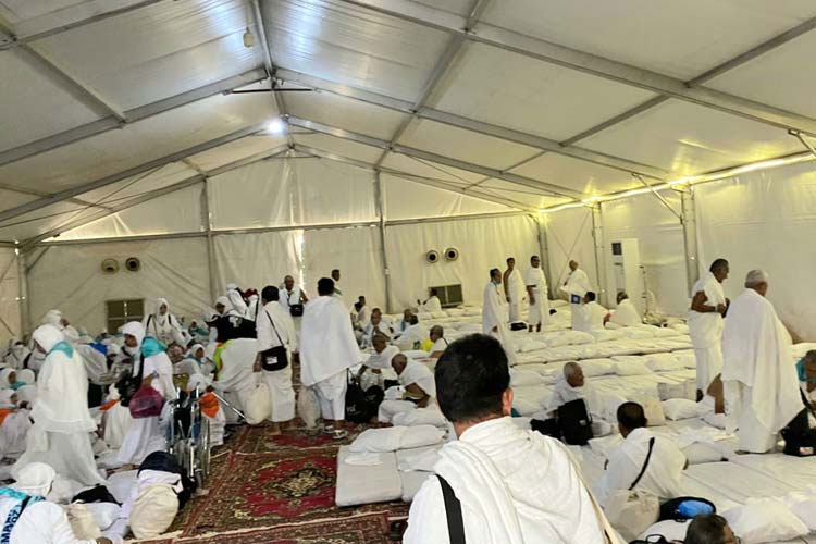 The Significance and Experience of Arafah for Indonesian Pilgrims