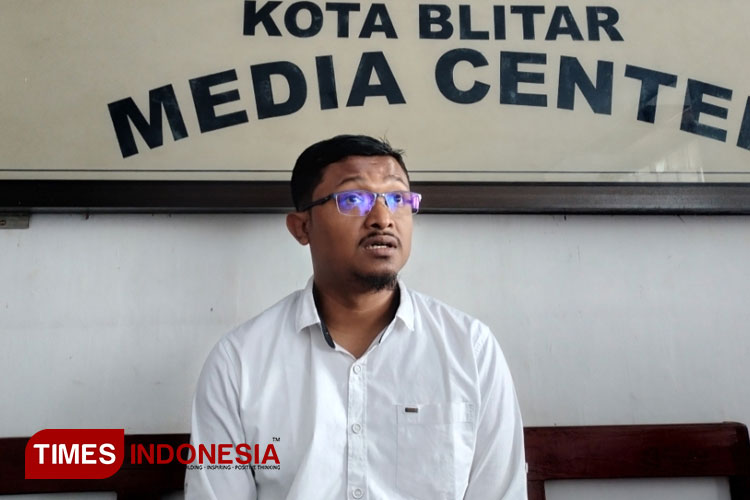 Komisioner KPU Kota Blitar Divisi Teknis, Hernawan Miftakhul Khabib (Foto : Nur Al Ana / TIMES Indonesia )