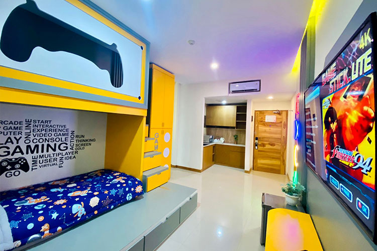 Suasana kamar Family Suite Room berkonsep gaming di Luminor Hotel Banyuwangi. (FOTO: Luminor Hotel Banyuwangi for TIMES Indonesia)