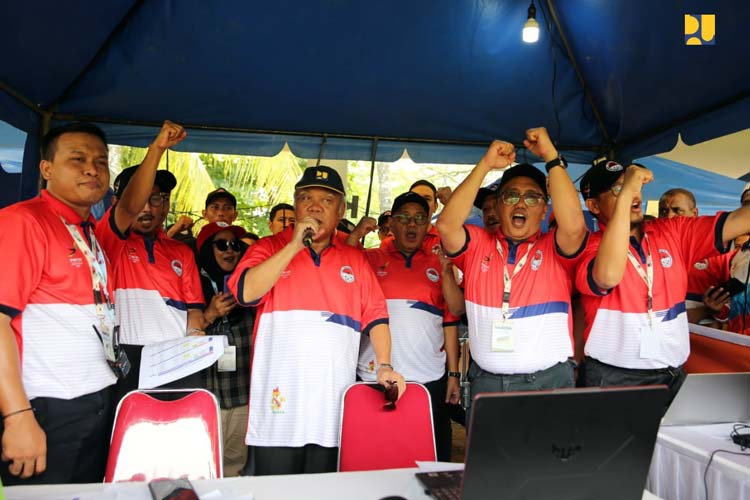 Menteri PUPR RI Basuki Hadimuljono yang juga Ketum PB Pergatsi saat memberi semangat kepada peserta BK PON XXI Cabang Gateball di Tangerang, Jumat (23/6/2023).(FOTO: Biro Komunikasi Publik Kementerian PUPR RI)