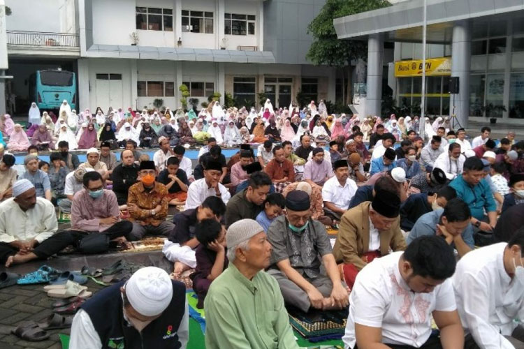 shalat-ied-adha.jpg