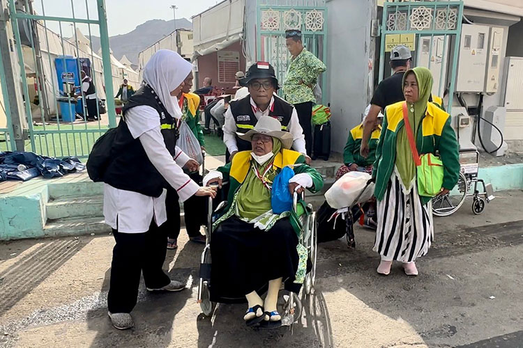 Jemaah Nafar Tsani Mulai Tinggalkan Mina