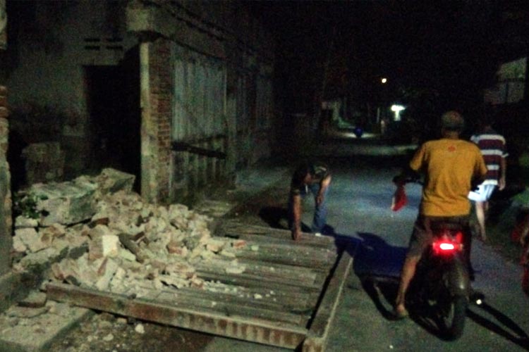 Gempa Bumi 6 4 Sr Guncang Yogyakarta Satu Orang Meninggal Dunia