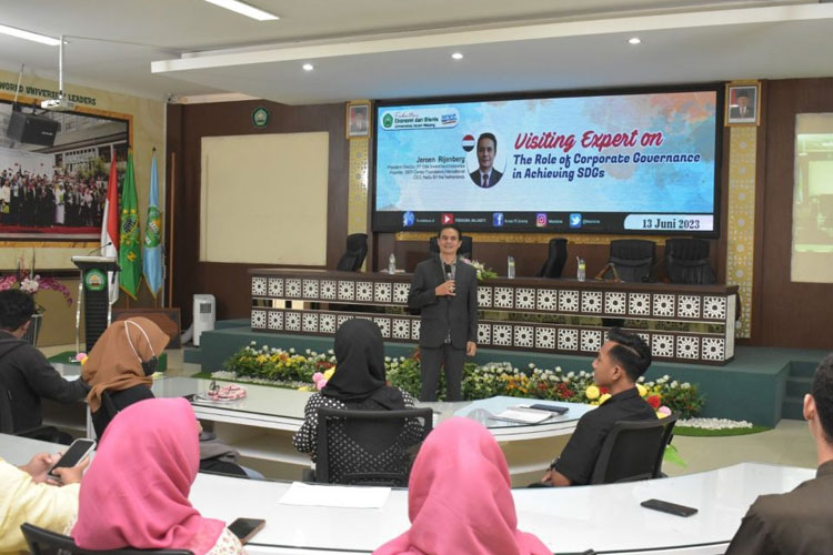 FEB Unisma Malang Gelar Visiting Expert dari Netherland Kupas Corporate Governance dan SDGs