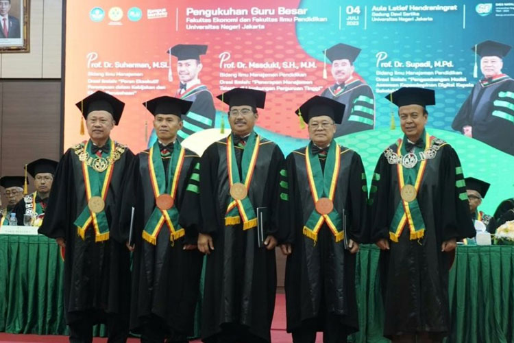 UNJ Kukuhkan 3 Gubes Bidang Ilmu Manajemen dan Manajemen Pendidikan