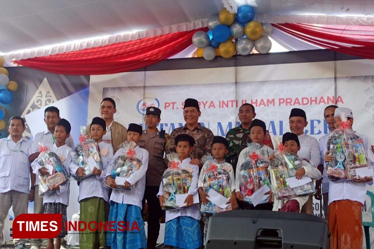 PT Surya Inti Ilham Pradhana dan BHS Peduli Gelar Khitan Massal