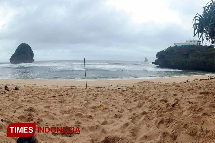 Pantai Goa Cina Surga Tersembunyi Sendangbiru Malang Times Indonesia 