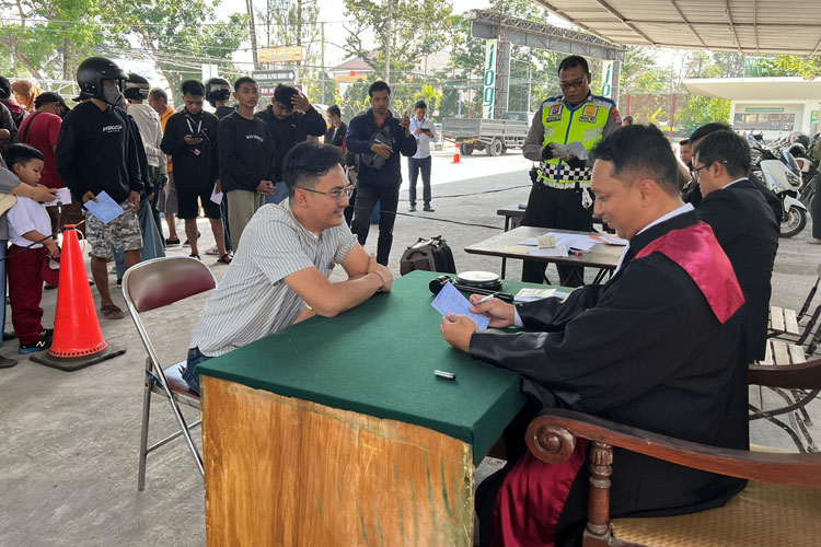 Hari Pertama Operasi Patuh Polres Bantul, Ratusan Pengendara Disidang di Tempat