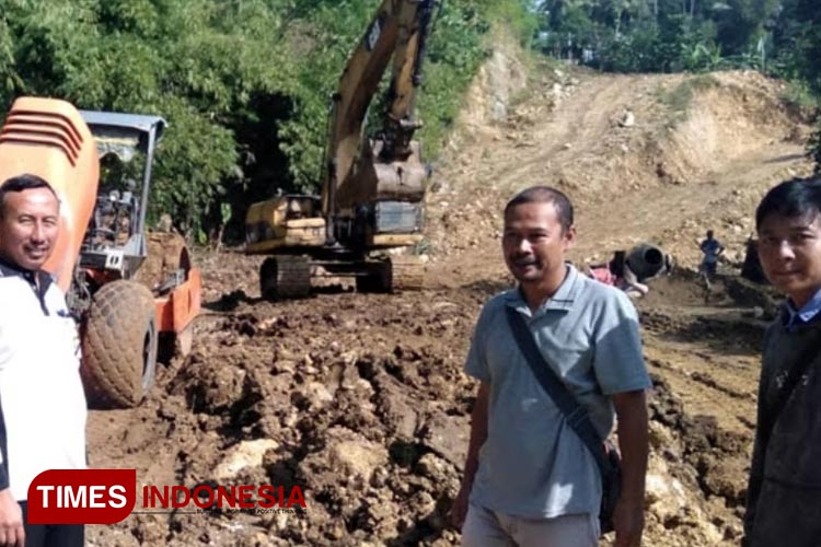 Dapat Suntikan Rp4 Miliar, Proyek Jalan Sedeng Pacitan Rampung Akhir 2023