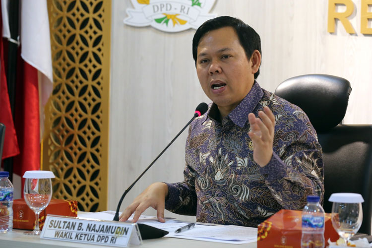 DPD RI Siap Perjuangkan Hak-hak Guru Non Sertifikasi untuk Peningkatan Kesejahteraan