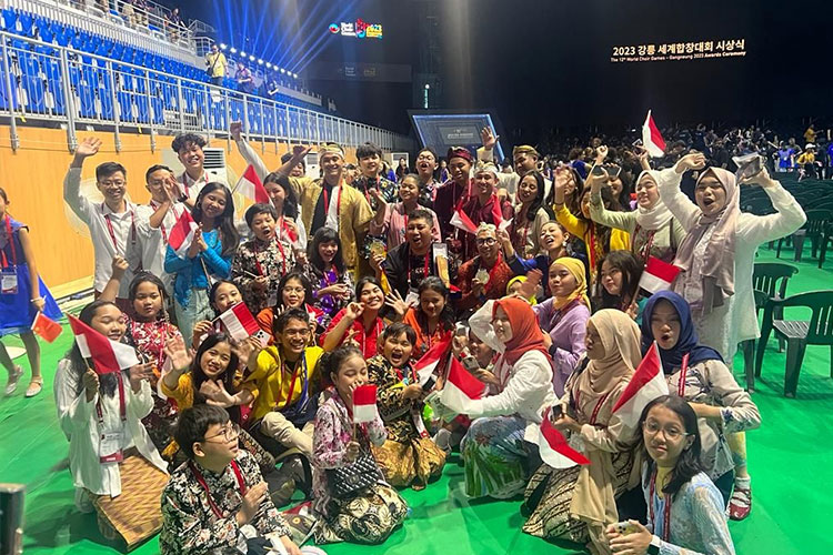 Gita Bumi Shine Harmony Choir Juara Kompetisi Paduan Suara Tingkat Internasiona di Korea Selatan