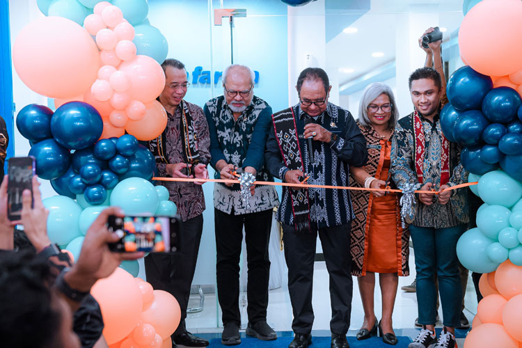 Perluas Ekspansi Bisnis, Kimia Farma Laboratorium &amp; Klinik Serentak Resmikan 20 Outlet Baru di Indonesia serta Mobile Medical Response Unit