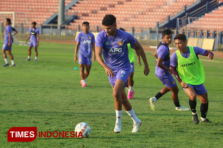 Persik Kediri Tak Mau Resiko, Jefinho Belum Tentu Main Lawan Arema FC