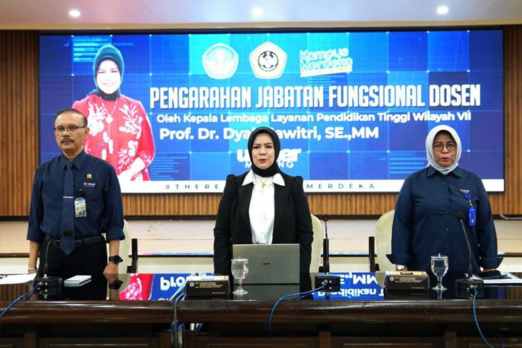Kepala LLDIKTI Wilayah VII Jawa Timur Beri Arahan Jabatan Fungsional Kepada 203 Dosen UNMER Malang