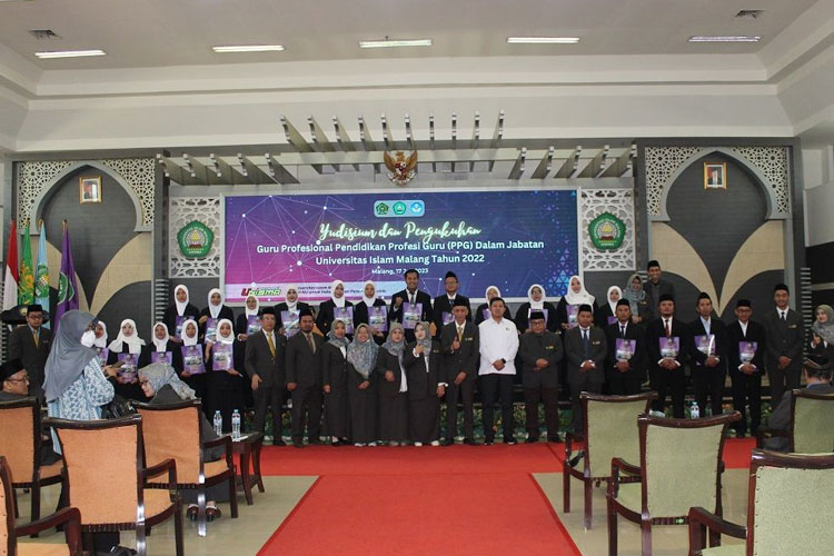 PPG FKIP Unisma Sukses Menggelar Yudisium dan Pengukuhan 581 Mahasiswa PPG Daljab