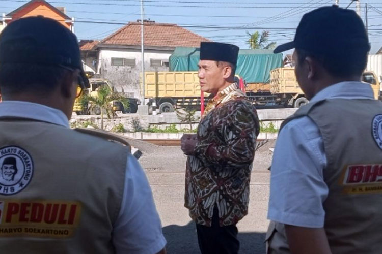 Bambang Haryo Soroti Kemacetan Krodit di Perlintasan Kereta Api Gedangan Sidoarjo