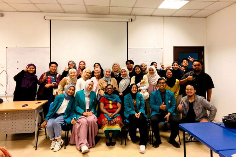 Unisma Malang dan UiTM Berkolaborasi Program Sit in Bersama International Community Service (ICS)