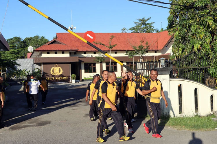 Meningkatkan Kesjas dan Kebersamaan: Polres SBB Gelar Olahraga Bersama di Piru