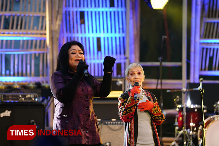 Ermi Kullit Tampil Obati Kangen para Jemaah Al Jazziah di Jazz Gunung Bromo 2023