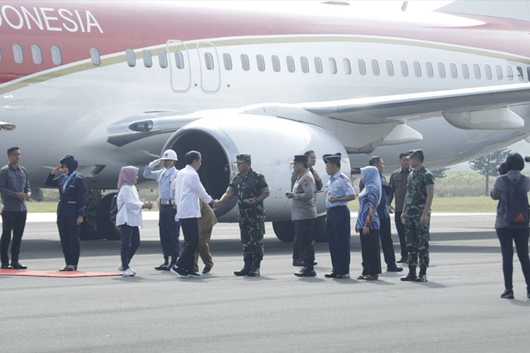Pangdam V Brawijaya Jemput Presiden RI Jokowi di Bandara Abdulrachman Saleh