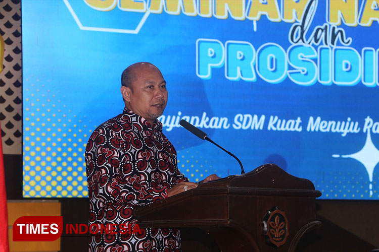 Profesor Warsito berbicara pada Seminar Nasional yang digelar Polbangtan Malang, Sabtu (22/7/2023). (Foto: Polbangtan Malang for TIMES Indonesia)