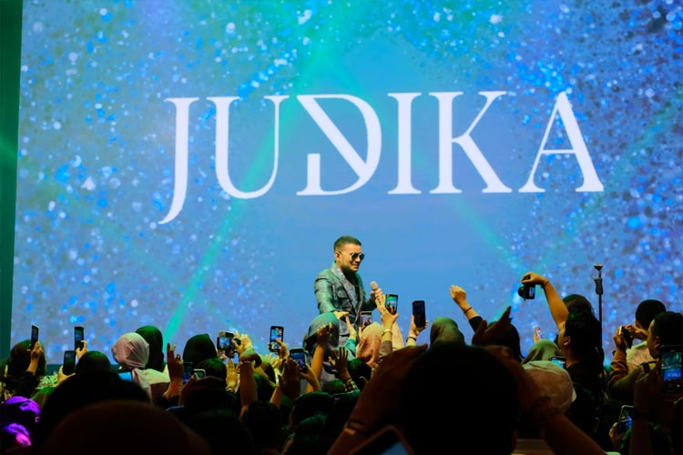 Judika Meriahkan HUT ke-6 Varash Saddan Nusantara di Bali