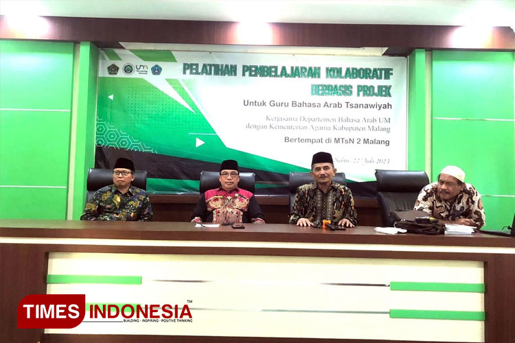 DBA UM Latih  Guru MTs Kabupaten Malang Pembelajaran Berbasis Projek