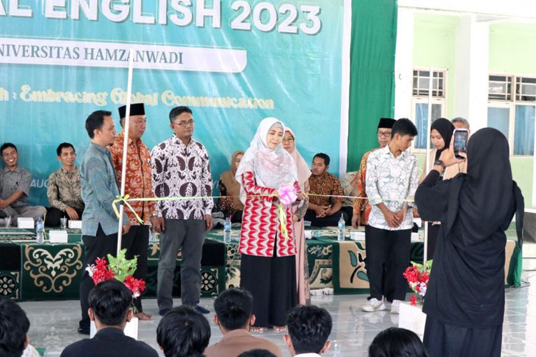 Kampus Swasta Terbaik NTB Gelar General English Program