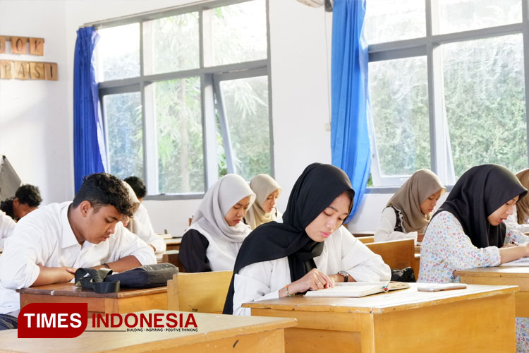 SMAN-1-Pacitan-2.jpg