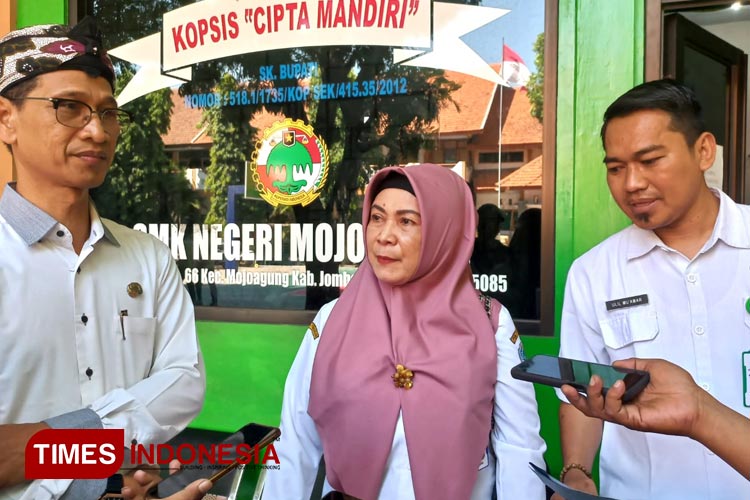 Koperasi Sekolah SLTA se-Jombang Tidak Jual Seragam 