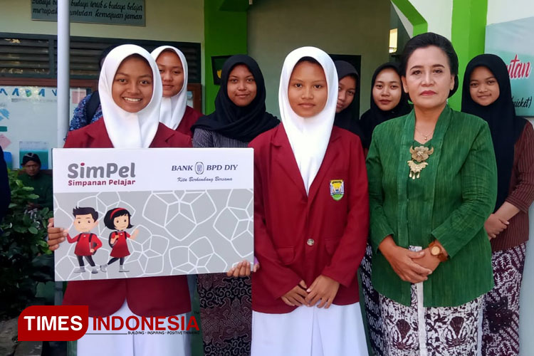 Luncurkan Edu Smart Bank, SMKN 1 Wonosari Gunungkidul Gandeng BPD DIY