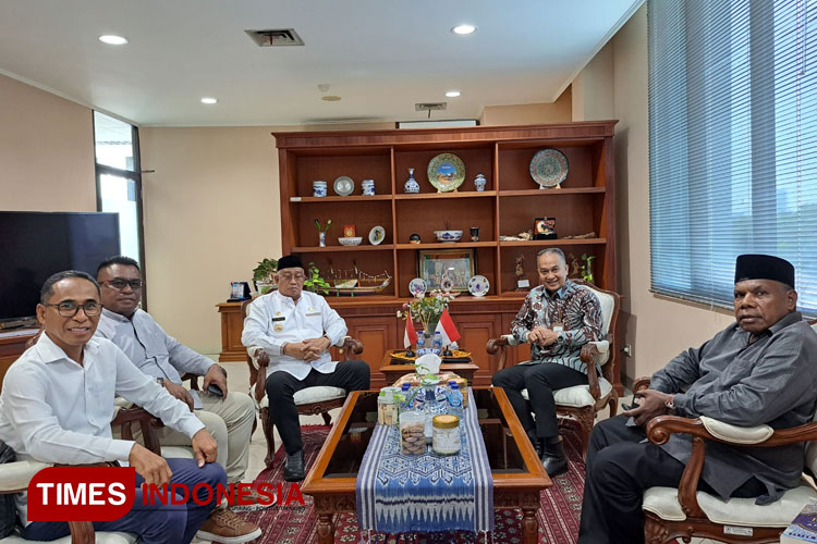 Wali Kota Tidore Konsultasi Program Pembangunan 2024 di Setwapres RI