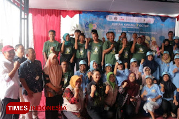 Tim Octop UMM Sukses Gelar  Peresmian Kampung Inklusi Rumah Kinasih di Kesamben Blitar
