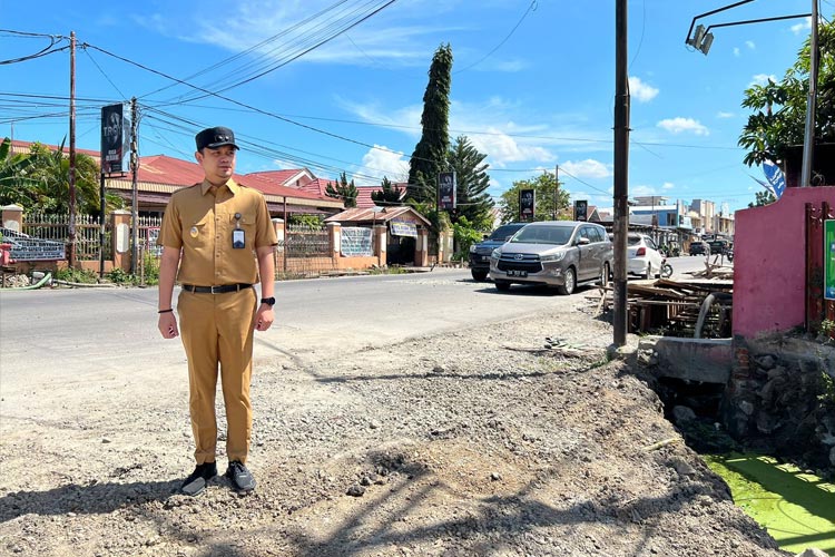 Wawali Ryan Kono Berharap Pelaksana Proyek Segera Rampungkan Jalan Nani Wartabone