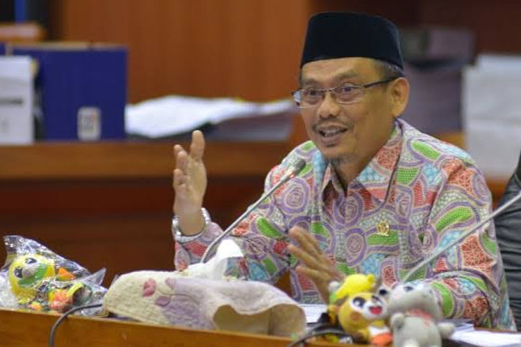 DPR Minta Kemendikbudristek Selesaikan Aksi LGBT di Dunia Pendidikan