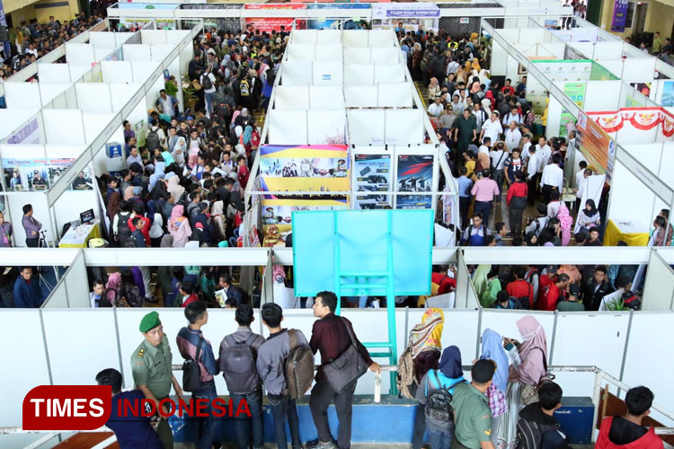 Suasana Job Fair yang dipadati para pencari kerja. (Foto: Humas Pemkab Banyuwangi for TIMES Indonesia)