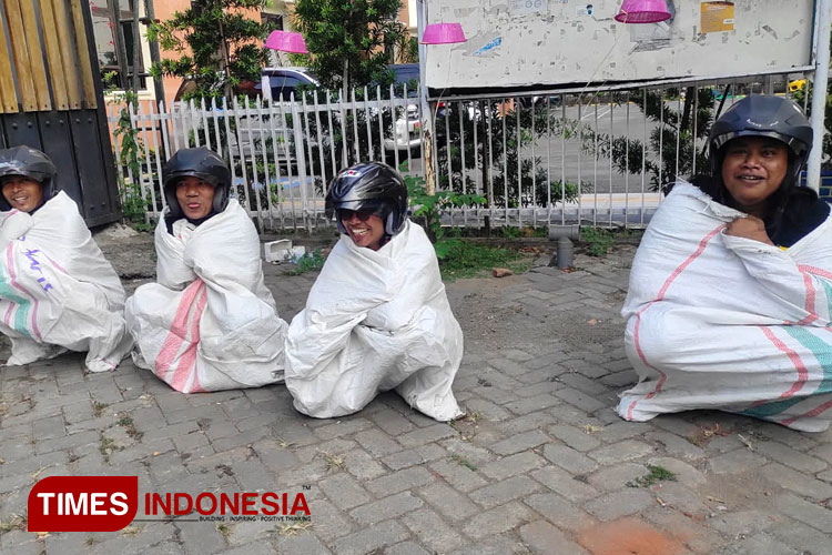 Kocak, Begini Keseruan Lomba Agustusan Ala PWI Jombang 