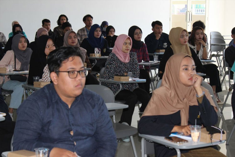 UWG Malang Selenggarakan Workshop P2MW untuk Meningkatkan Jiwa Wirausaha Mahasiswa