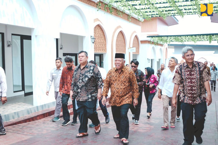 Menteri-Basuki-1.jpg