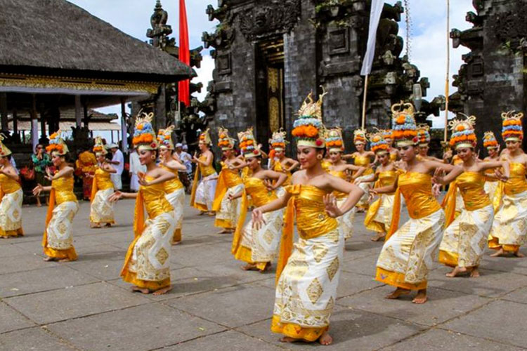 The Sacred Dance of Rejang