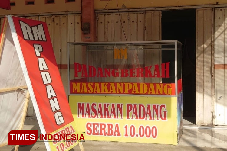 Rumah makan Padang di Blitar jadi sasaran maling (Foto : Nur Al Ana/TIMES Indonesia) 