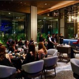 Cruz, Lounge Terkeren Berlabuh di Vasa Hotel Surabaya