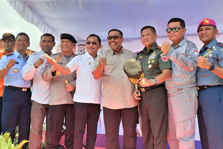 Gubernur Maluku Raih Juara 1 Lomba Masak Ikan Kuah Kuning Kenari Antar Forkopimda