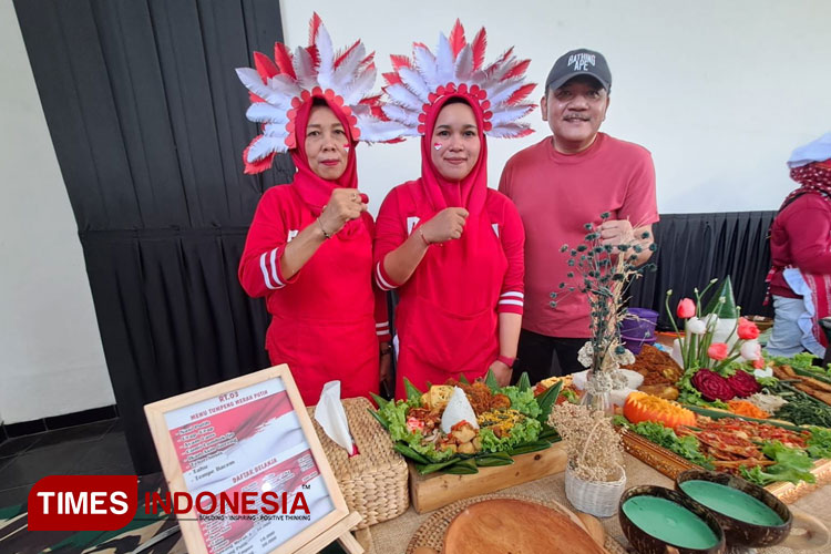 Lomba Hias Tumpeng  Hadirkan Semangat Gotong Royong dan Kreativitas