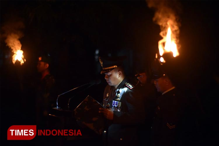 Kenang Jasa Pahlawan, Begini Upacara Apel Kehormatan dan Renungan Suci di Banyuwangi