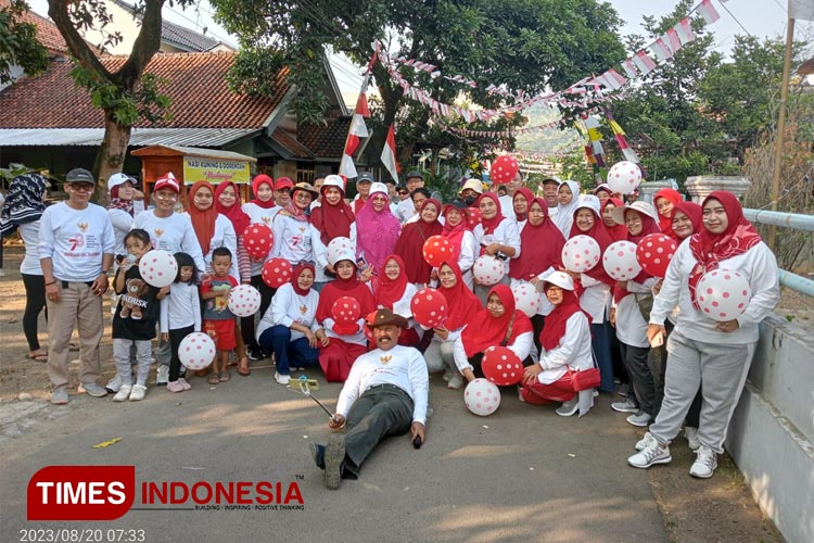 Semarak Jalan Santai Agustusan di Majalengka, Warga Sebut Bahagia itu Sederhana