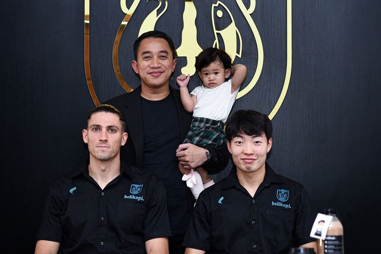 Komplet, Jonathan Campbell dan Do-hyun Kim Isi Slot Pemain Asing Persela Lamongan