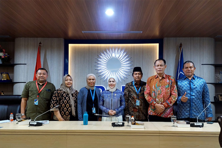 Warga Adukan Pembangunan Water Tank Depok ke Fraksi PAN DPR RI